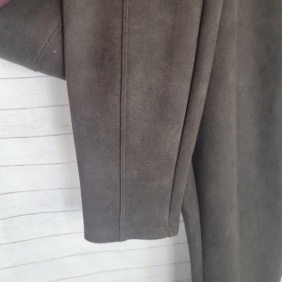 Spanx High Waist Faux Suede Leggings in Chocolate Brown, sz Large - Picture 7 of 16